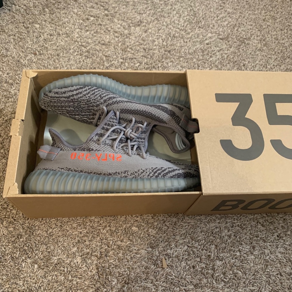 Yeezy Boost 350 v2 beluga 2.0 size 10 new